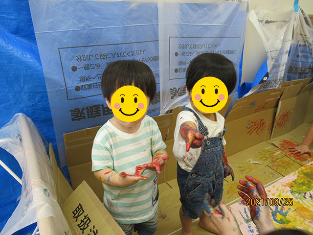 ボディペインティング ２０２１年８月２５日 ひとつむぎ保育園 感性を磨き育てる 保育園