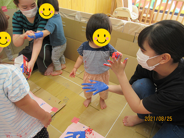 ボディペインティング ２０２１年８月２５日 ひとつむぎ保育園 感性を磨き育てる 保育園
