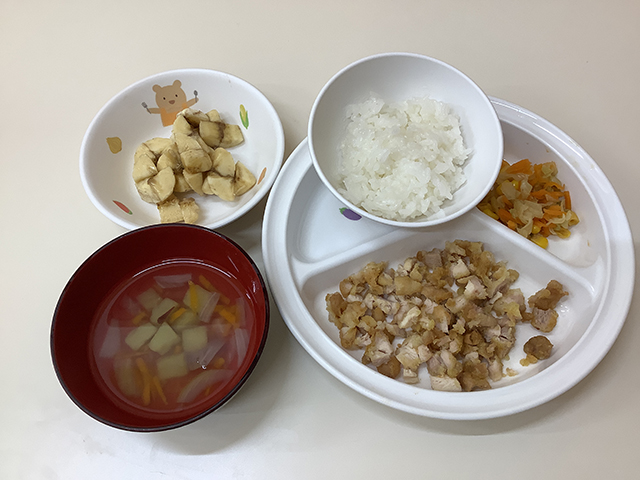 鶏肉のカレー風味揚げ