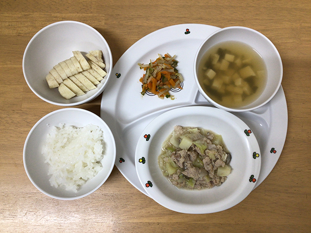 豚肉とキャベツの煮物