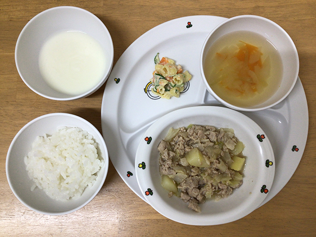 じゃがいもとキャベツの煮物