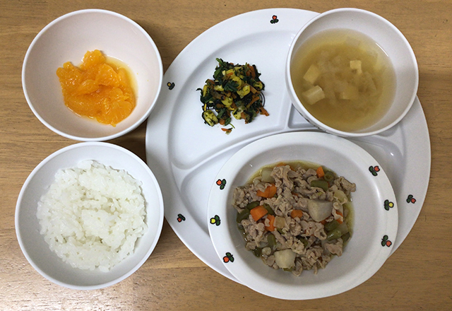 豚肉と野菜のべっこう煮
