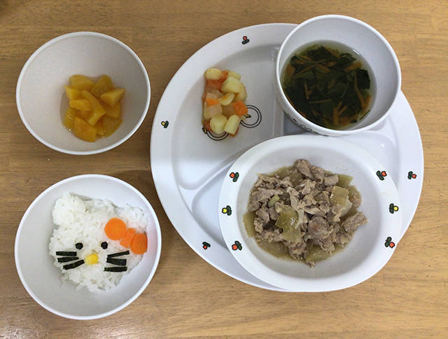 キャラクターごはん